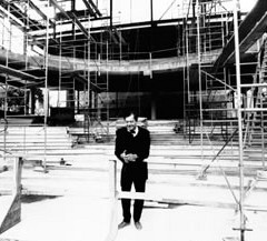 1992: Walter Boudreau dans la Salle Pierre-Mercure en construction, avant l’installation de la SMCQ au Centre Pierre-Péladeau. [Photograph: Bruno Massenet, 1992]